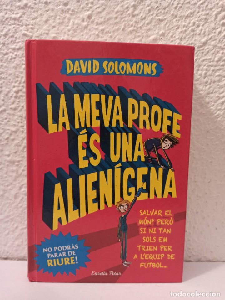 Libros de segunda mano: Libro La meva profe es una alien&iacute;gena David Salomons - Foto 1