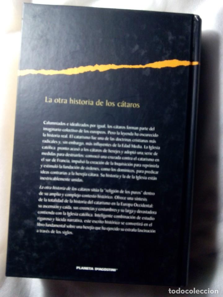 Libros de segunda mano: LA OTRA HISTORIA DE LOS C&Aacute;TAROS / MALCOM LAMBERT - Foto 2