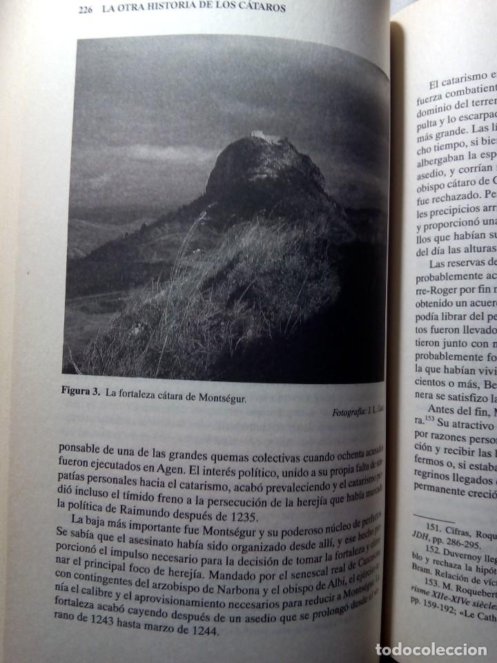 Libros de segunda mano: LA OTRA HISTORIA DE LOS C&Aacute;TAROS / MALCOM LAMBERT - Foto 7