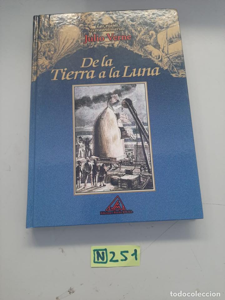 Libros de segunda mano: De La Tierra A La Luna - Foto 1