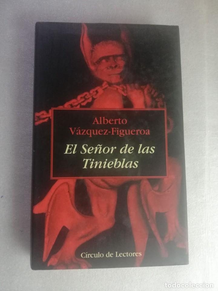 Libros de segunda mano: EL SE&Ntilde;OR DE LAS TINIEBLAS - ALBERTO V&Aacute;ZQUEZ/ CIRCULO DE LECTORES - Foto 1