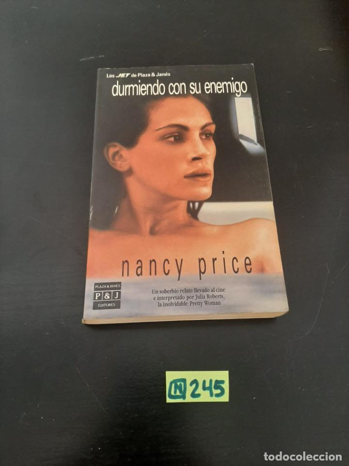 Libros de segunda mano: Durmiendo Con Su Enemigo - Foto 1