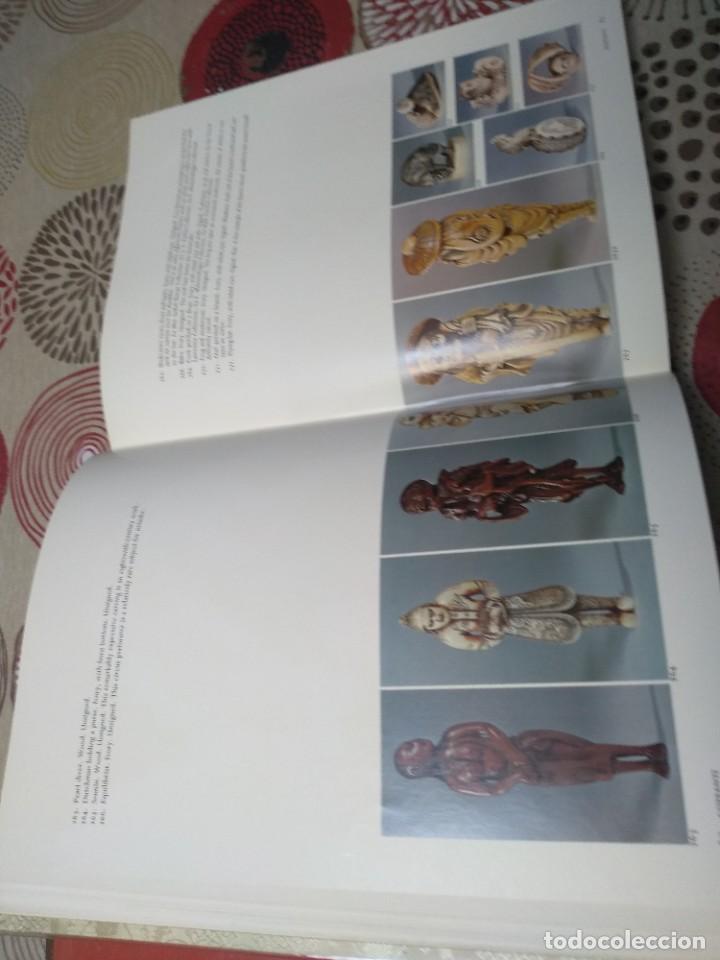 Libros de segunda mano: Masterpieces of netsuke art - Foto 7