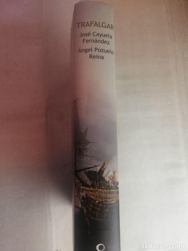 Libros de segunda mano: TRAFALGAR - JOS&Eacute; CAYUELA/ CIRCULO DE LECTORES - Foto 2