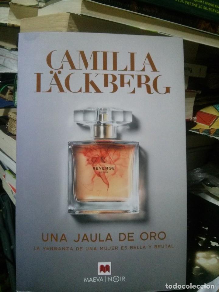 Libros de segunda mano: UNA JAULA DE ORO, CAMILA LACKBERG, ED. MAEVA - Foto 1
