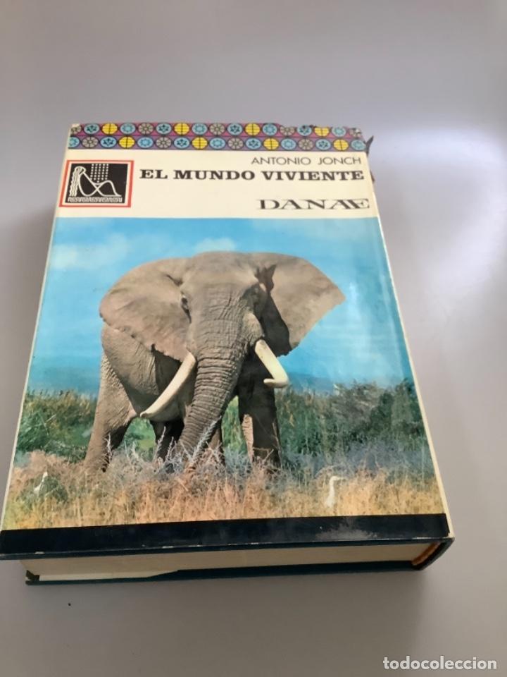 Libros de segunda mano: EL MUNDO VIVIENTE-ANTONIO JONCH - Foto 1