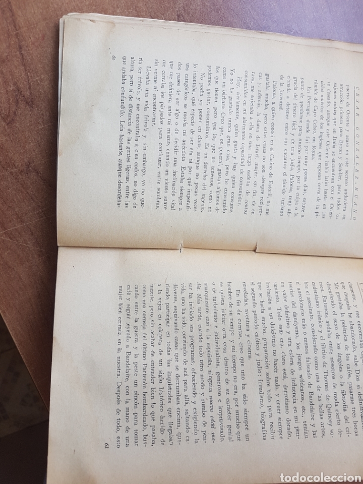 Libros de segunda mano: La alegr&iacute;a de andar primera edici&oacute;n 1943 - Foto 2