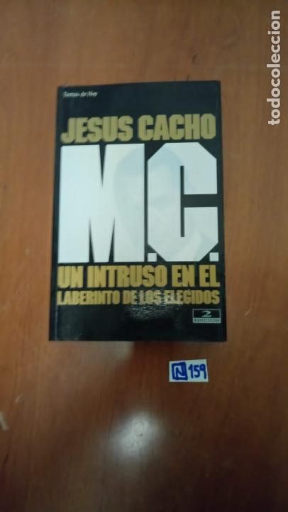Libros de segunda mano: Un intruso en el laberinto de los elegidos - Foto 1