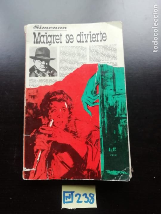 Libros de segunda mano: Maigret se divierte - Foto 1