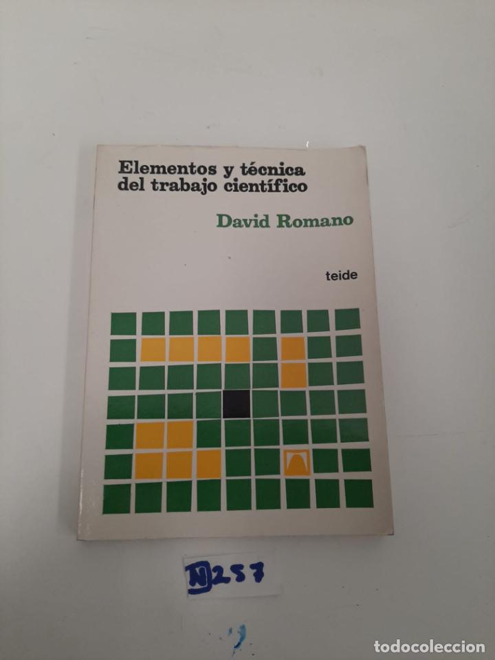 Libros de segunda mano: Elemento y t&eacute;cnica del trabajo cient&iacute;fico - Foto 1