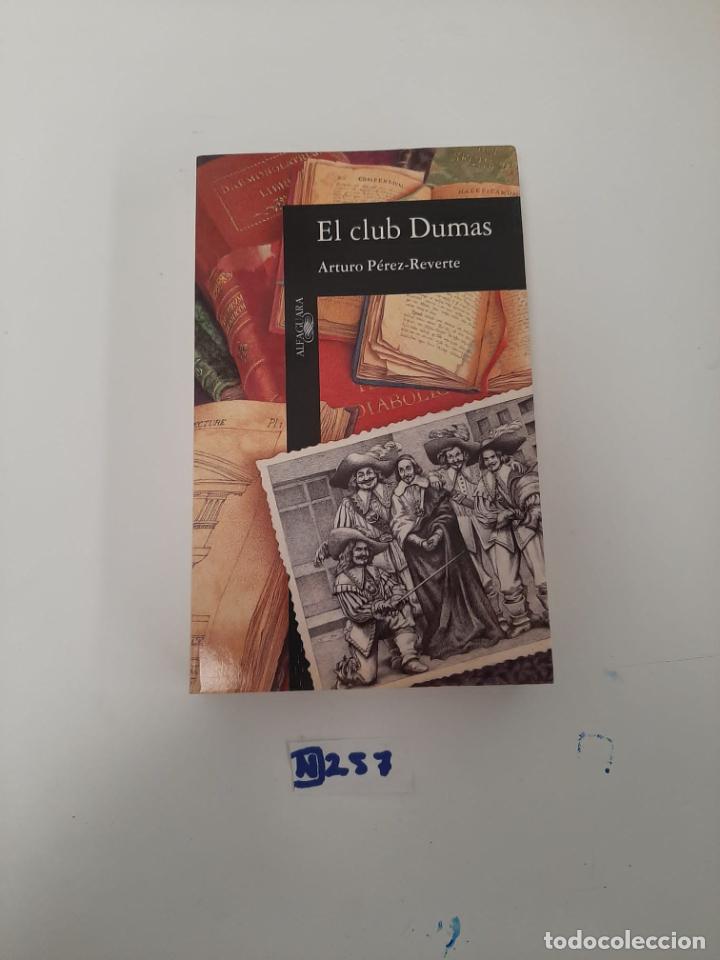 Libros de segunda mano: El club dumas - Foto 1