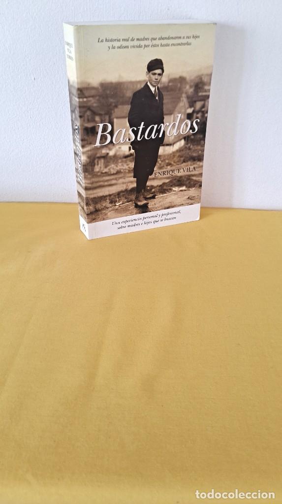 Libros de segunda mano: ENRIQUE VILLA - BASTARDOS - EDICIONES ARCOPRESS 2010 - Foto 1