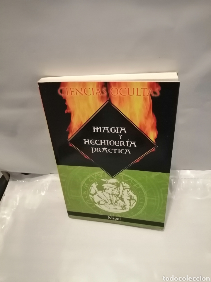 Libros de segunda mano: MAGIA Y HECHICER&Iacute;A PR&Aacute;CTICA - Foto 1