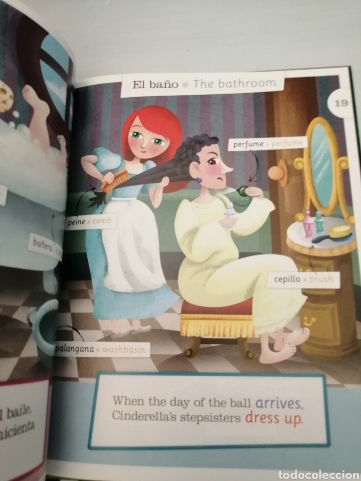 Libros de segunda mano: DICCIONARIO VISUAL BILING&Uuml;E, LA CASA Y LOS OBJETOS DEL HOGAR: CENICIENTA / CINDERELLA - Foto 4