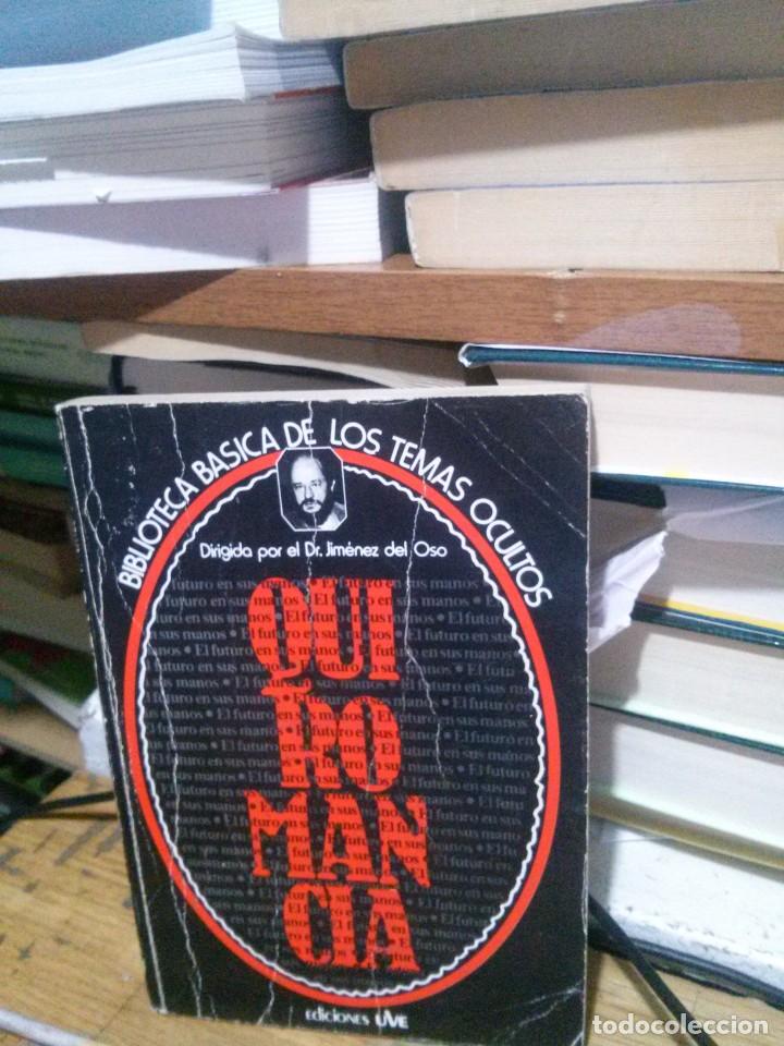 Libros de segunda mano: QUIROMANCIA, DR. JIMENEZ DEL OSO, ED. UVE - Foto 1