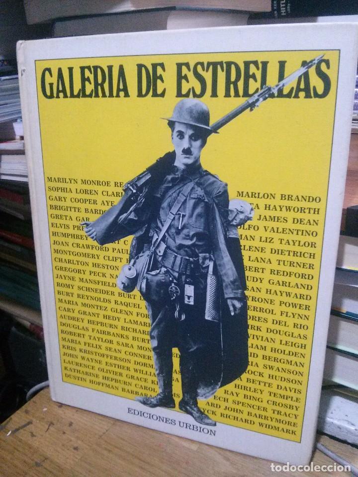 Libros de segunda mano: GALER&Iacute;A DE ESTRELLAS, ED. URBION - Foto 1