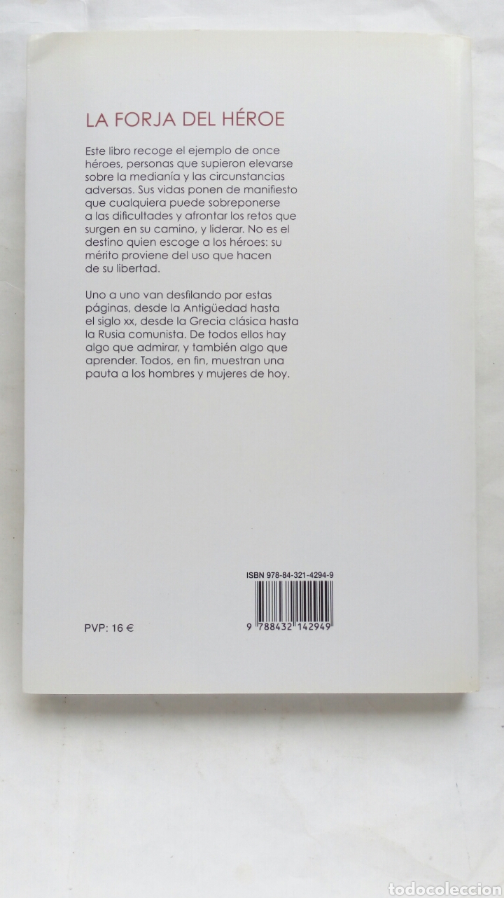 Libros de segunda mano: La forja del H&eacute;roe. Gerardo Castillo. - Foto 2