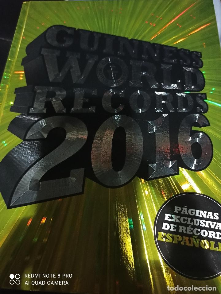 Libros de segunda mano: LIBRO GUINNESS DE LOS RECORDS 2010 / 2015 / 2015 - TRES VOLUMENES - Foto 5
