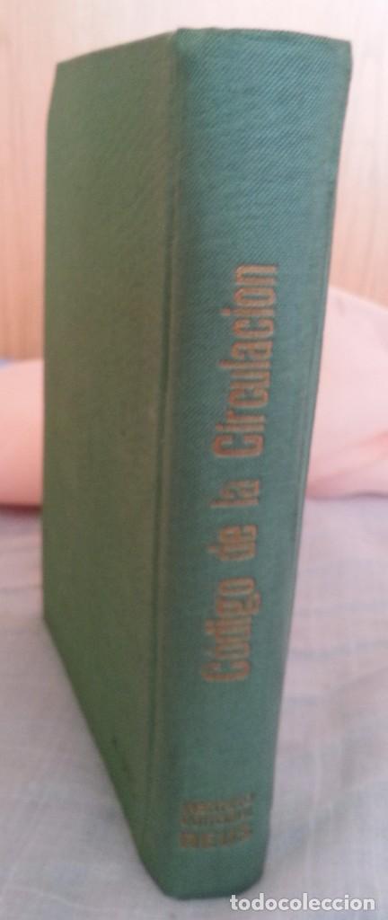 Libros de segunda mano: Libro. C&oacute;digo de la Circulaci&oacute;n. A&ntilde;o 1958. - Foto 6
