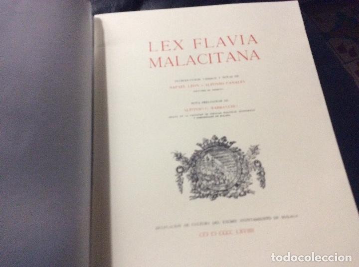 Libros de segunda mano: LEX FLAVIA MALACITANA. Introducci&oacute;n, versi&oacute;n y notas de Rafael Le&oacute;n y Alfonso Canales - Foto 2