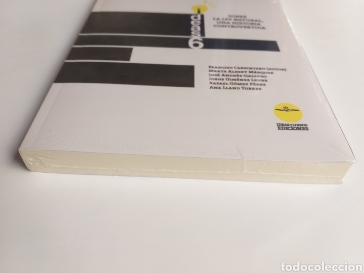 Libros de segunda mano: Sobre la ley natural, una historia controvertida .AEDOS . - Foto 2
