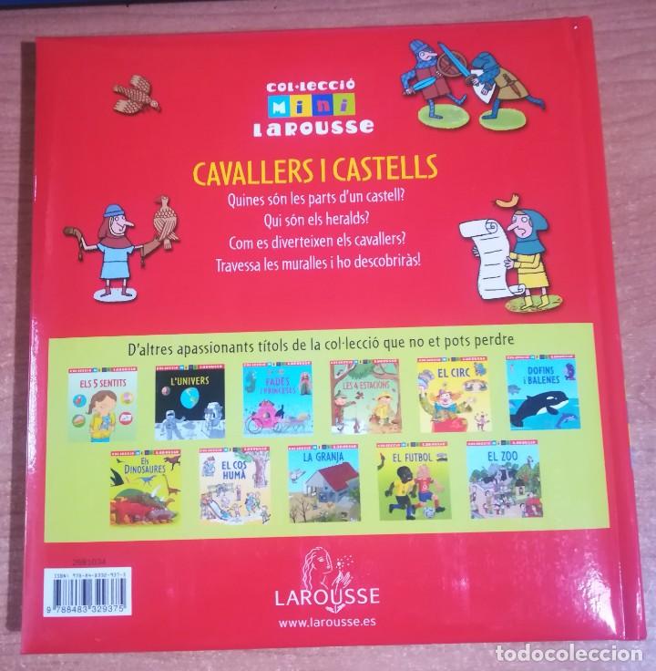 Libros de segunda mano: Cavallers i castells - Col&middot;lecci&oacute; Mini Larousse - en catal&agrave; - Foto 2