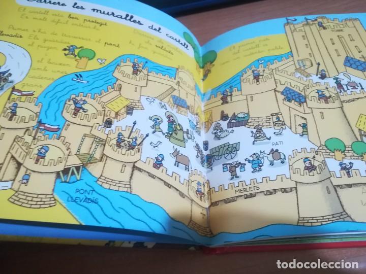 Libros de segunda mano: Cavallers i castells - Col&middot;lecci&oacute; Mini Larousse - en catal&agrave; - Foto 3