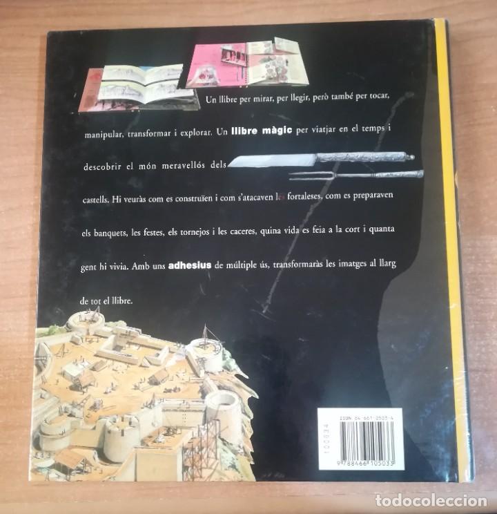 Libros de segunda mano: La vida en un castell - Brigitte Coppin - en catal&agrave; - Foto 2