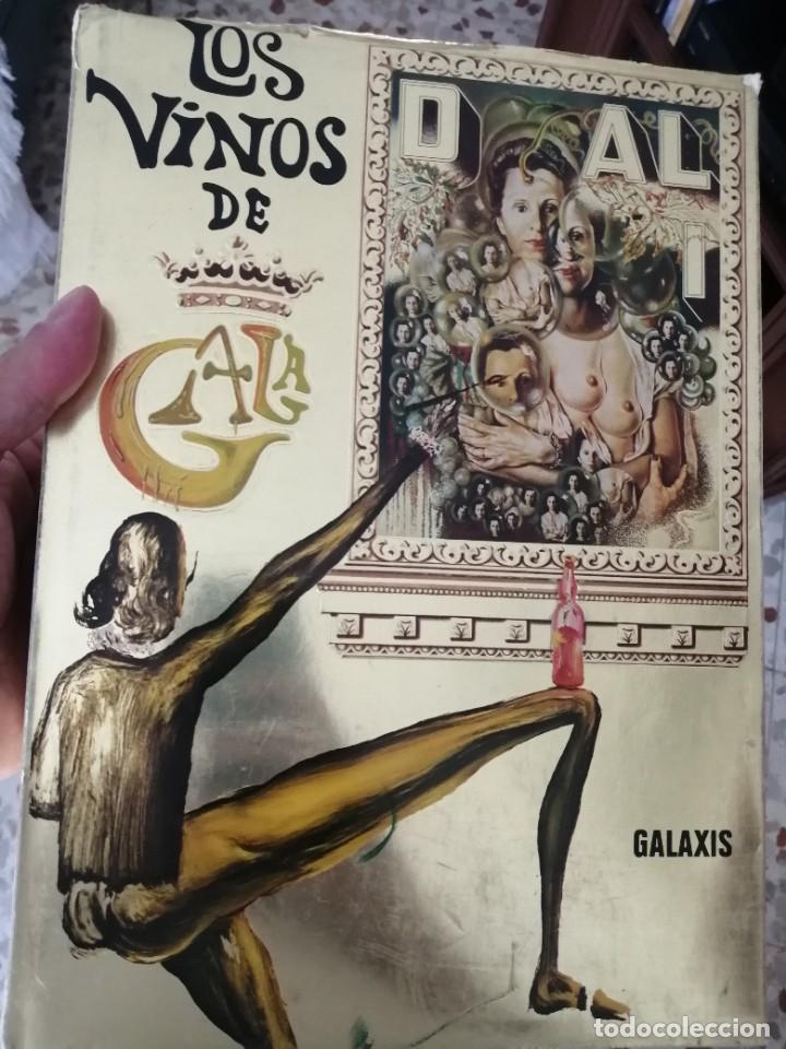 Libros de segunda mano: Los vinos de Gala. Ilustraciones de Dal&iacute; - Foto 1