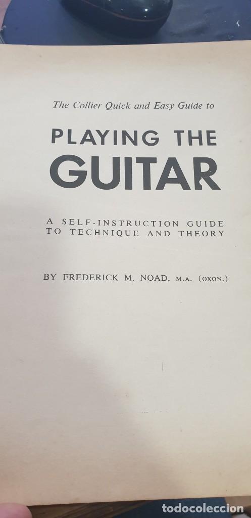 Libros de segunda mano: Libro tocando la guitarra a&ntilde;o 1968 en ingles - Foto 2