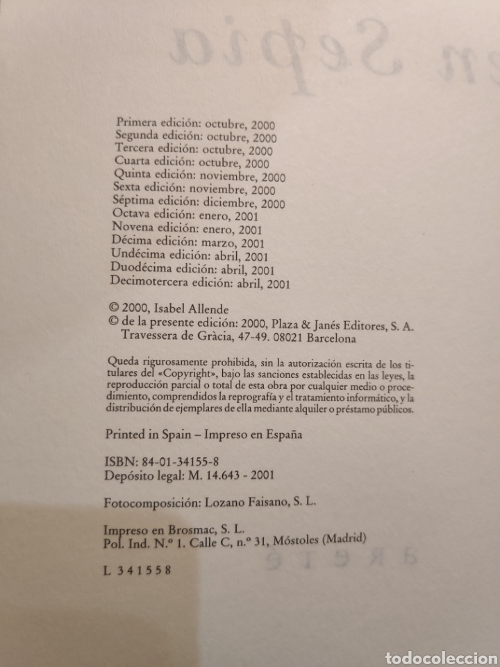 Libros de segunda mano: RETRATO EN SEPIA - Isabel Allende - Foto 2