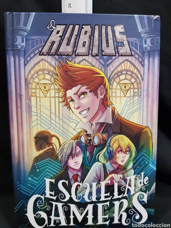 Libros de segunda mano: El Rubius. Escuela de Gamers. Editorial Planeta. 2017 - Foto 1