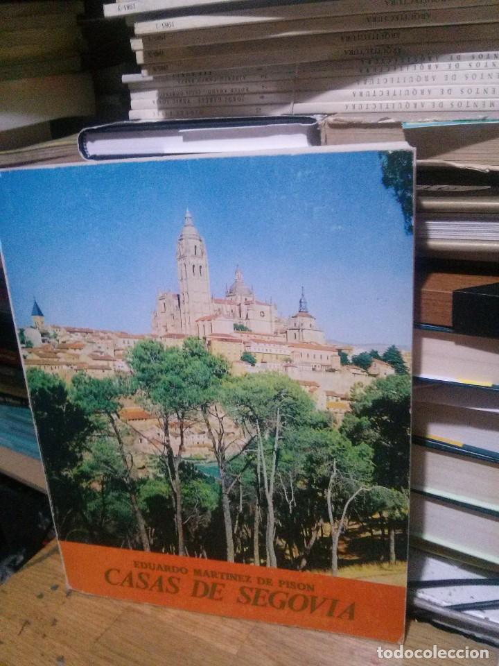 Libros de segunda mano: CASAS DE SEGOVIA, EDUARDO MARTINEZ DE PISON, ED. MEC - Foto 1