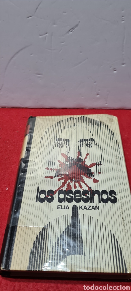 Libros de segunda mano: Los Asesinos. Elia Kazan. C&iacute;rculo de Lectores. - Foto 1