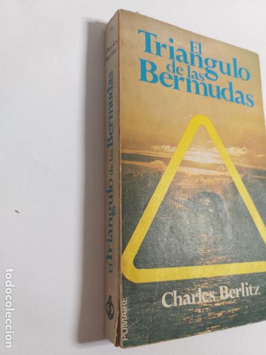 Libros de segunda mano: TITULO: El Tri&aacute;ngulo de las Bermudas. Charles Berlitz - Foto 2