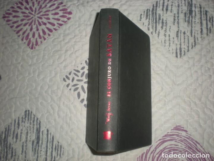 Libros de segunda mano: El conjuro de sat&aacute;n;Wolf Serno;Roca Editorial;2005 - Foto 1
