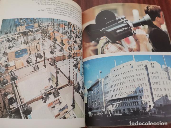 Libros de segunda mano: LA TELEVISI&Oacute;N BIBLIOTECA SALVAT 1974 - Foto 5