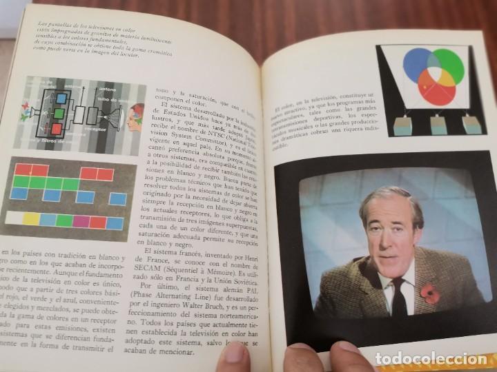 Libros de segunda mano: LA TELEVISI&Oacute;N BIBLIOTECA SALVAT 1974 - Foto 11
