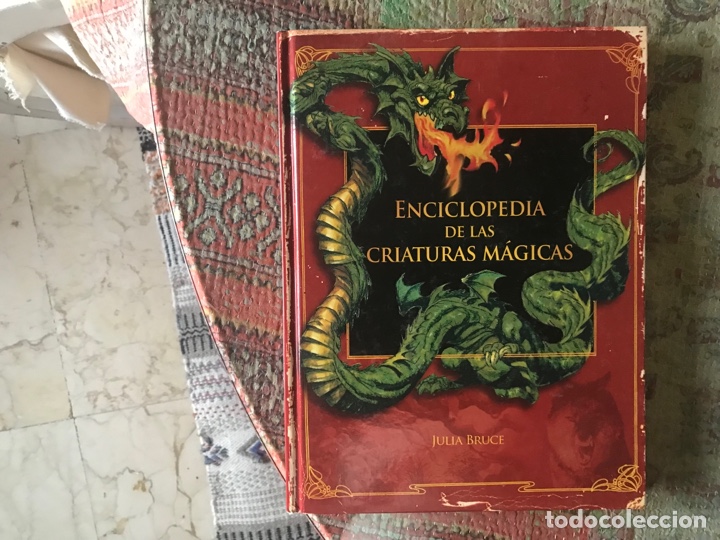 Libros de segunda mano: Enciclopedia de las criaturas m&aacute;gicas. Julia Bruce - Foto 1