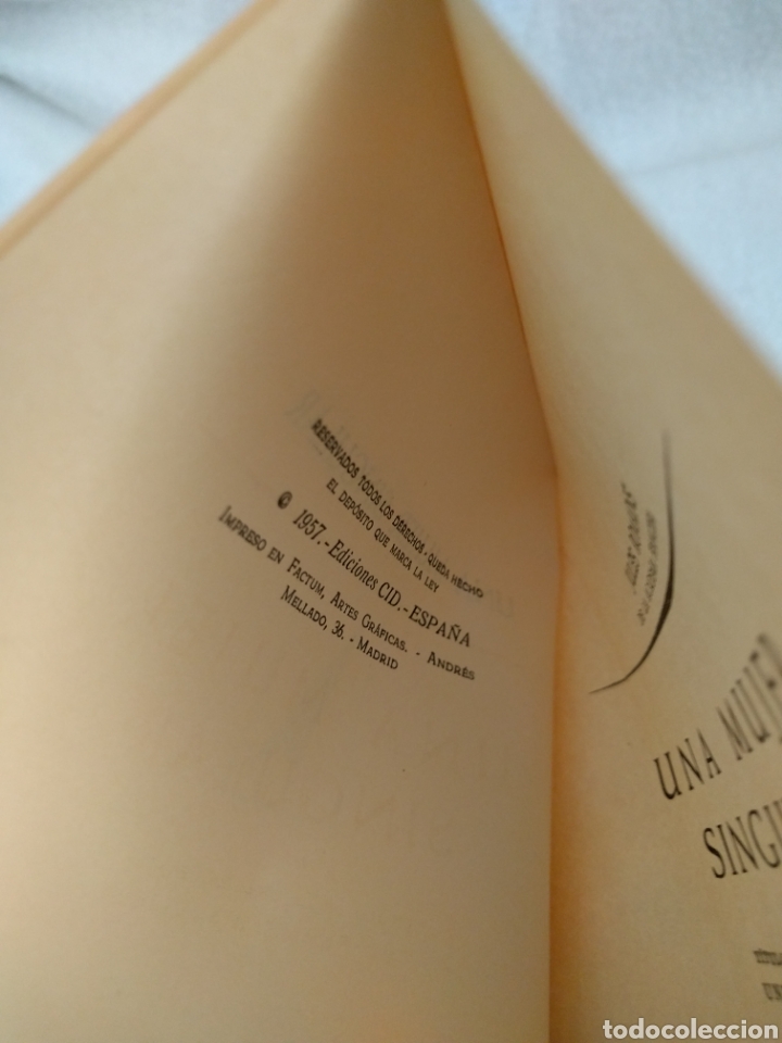 Libros de segunda mano: Una mujer singular jules romains ediciones Cid. - Foto 3