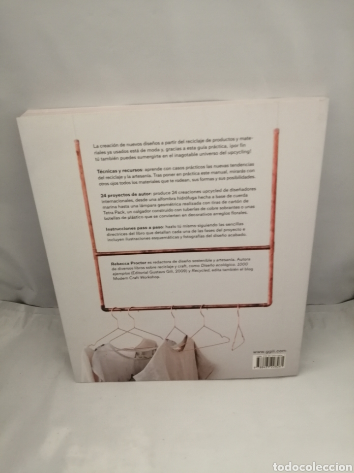 Libros de segunda mano: UPCYCLE: M&Aacute;S QUE RECICLAJE. 24 PROYECTOS DIY PARA EL HOGAR - Foto 2