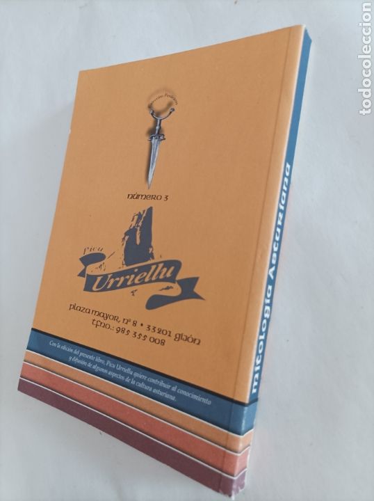 Libros de segunda mano: Mitolog&iacute;a asturiana / Alberto &Aacute;lvarez Pe&ntilde;a - Foto 3