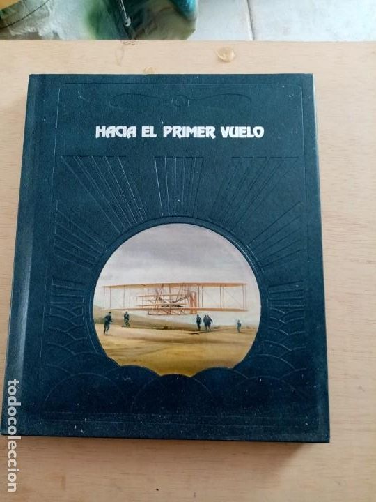 Libros de segunda mano: EL QUINTO D&Iacute;A. FRANK SCHATZING. EST3B1 - Foto 1