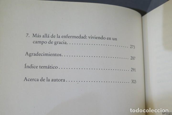 Libros de segunda mano: DESAFIAR LA GRAVEDAD. Myss - Foto 3