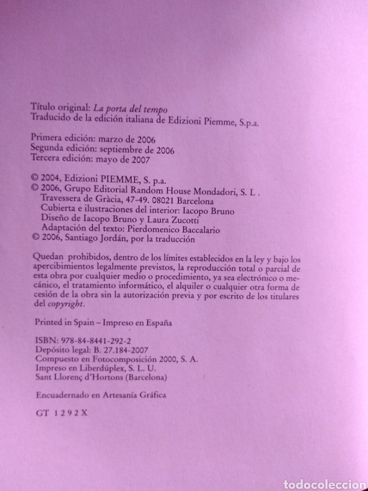 Libros de segunda mano: La puerta del tiempo Ulysses Moore Montena - Foto 4