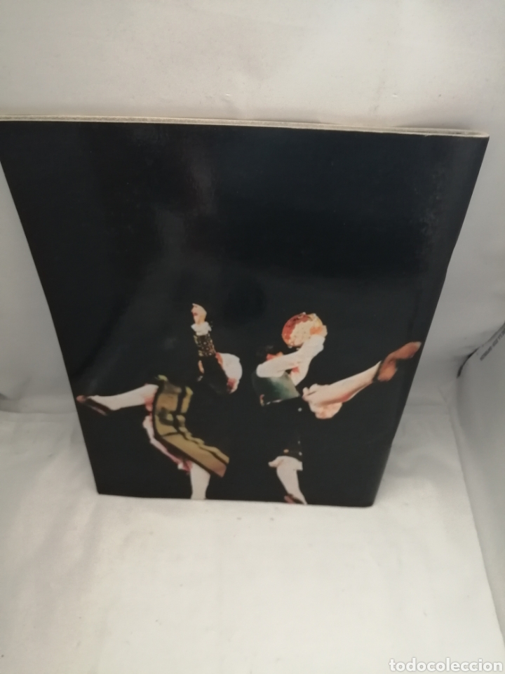 Libros de segunda mano: BALLET GALLEGO REY DE VIANA (TEXTO EN ESPA&Ntilde;OL, FRANC&Eacute;S E INGL&Eacute;S) - Foto 2