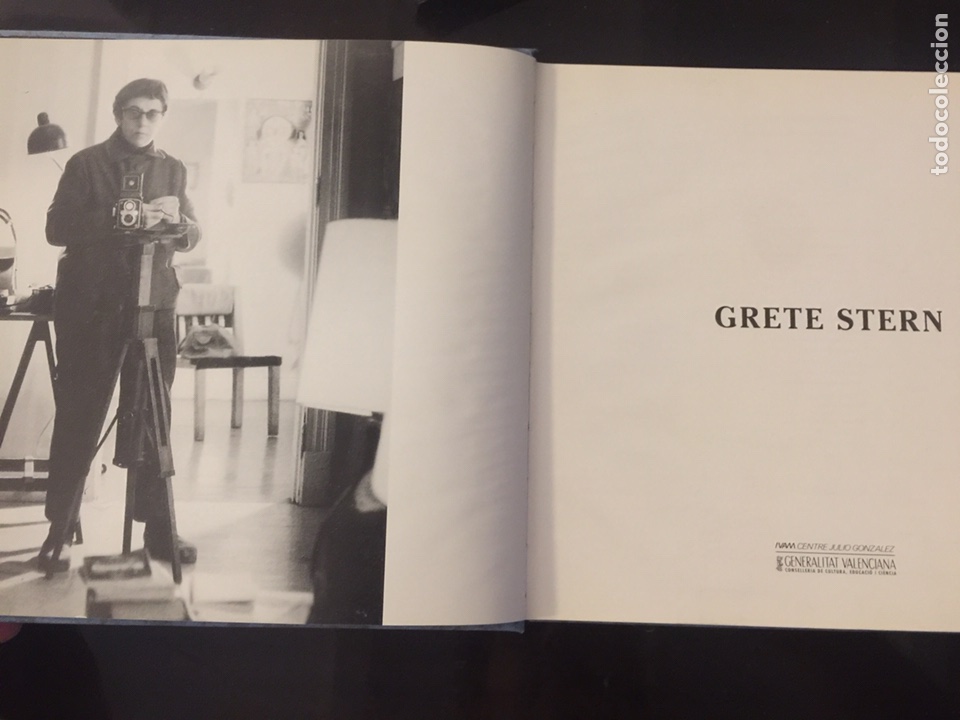 Libros de segunda mano: Grete Stern. Sue&ntilde;os. Cat&aacute;logo exposici&oacute;n IVAM. Collages - Foto 2