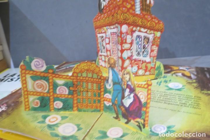Libros de segunda mano: LA CASITA DE CHOCOLATE. 1974 - Foto 3