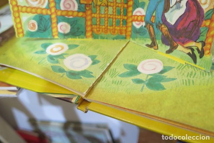 Libros de segunda mano: LA CASITA DE CHOCOLATE. 1974 - Foto 4