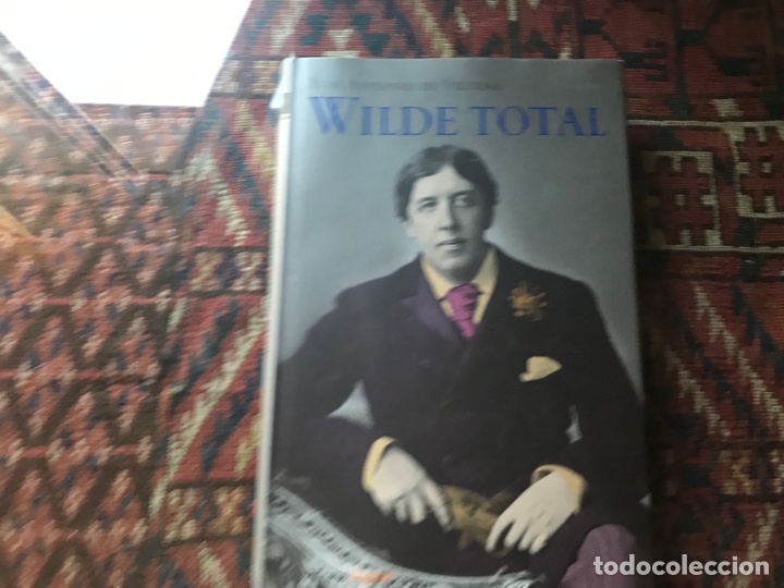 Libros de segunda mano: Wilde total. Luis Antonio de Villena - Foto 1